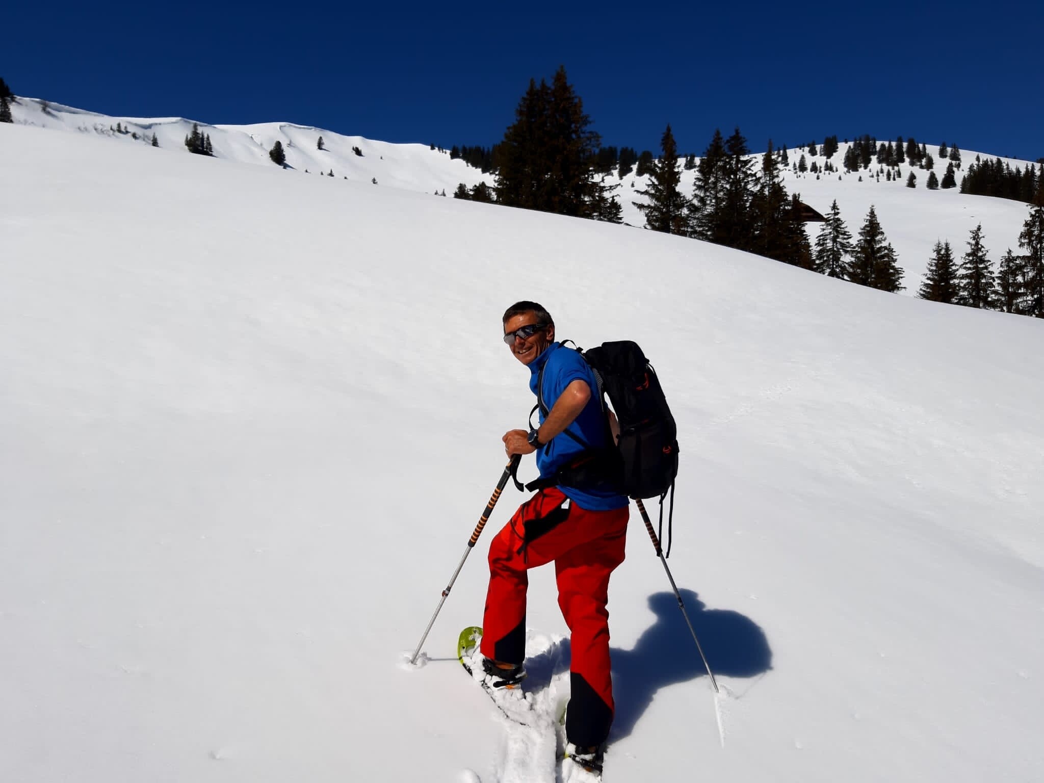 Christian nimmt Sie mit auf eine schöne Schneeschuhwanderung