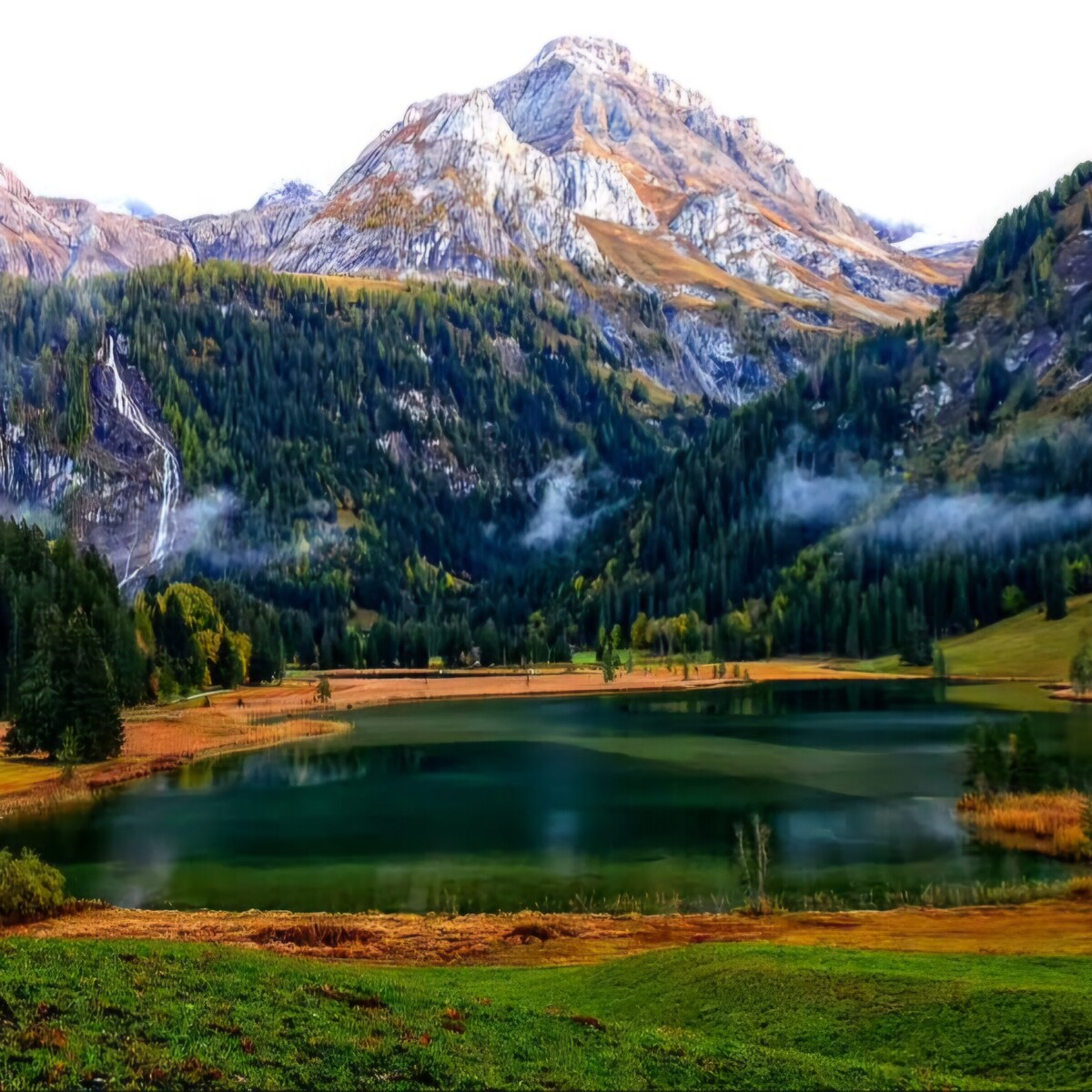 With Ruth, you can hike around the much-praised Lake Lauenensee
