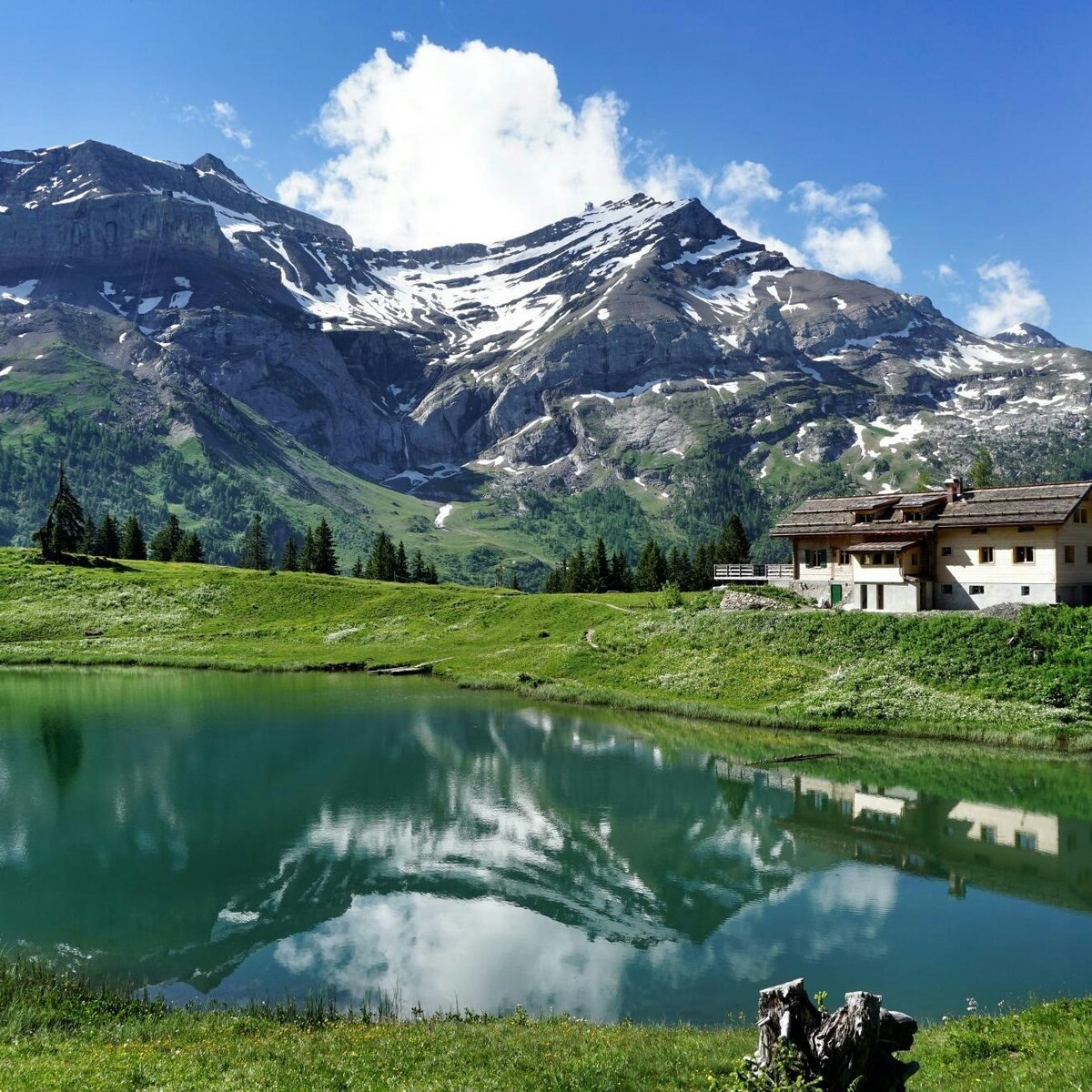 Mountain hike with Ruth from Lac Retaud via Voré and Col des Anderets to Isenau